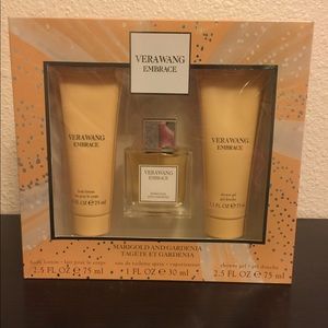 Vera Wang Marigold And Gardenia Set